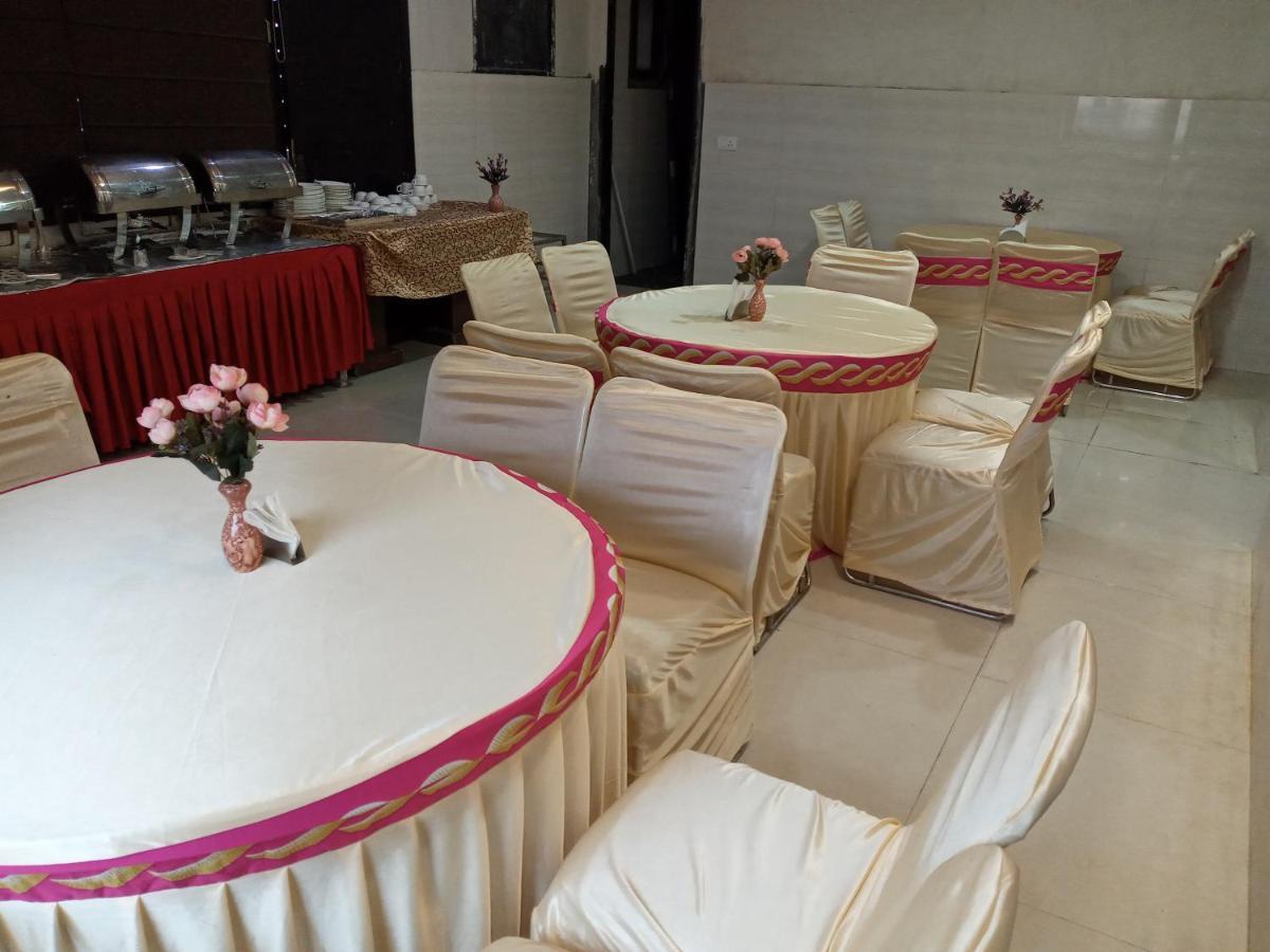 Hotel Vivah Residency Nowe Delhi Zewnętrze zdjęcie