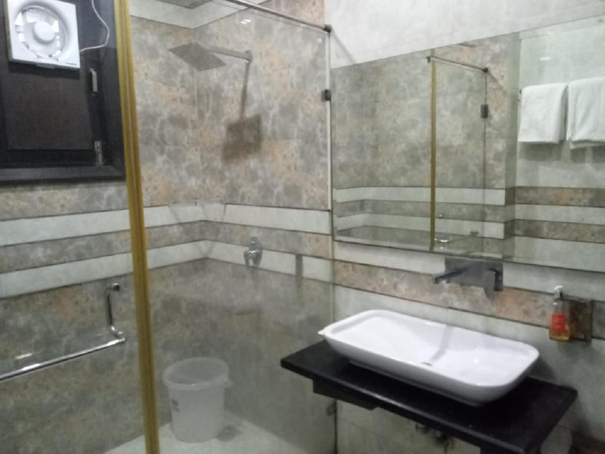 Hotel Vivah Residency Nowe Delhi Zewnętrze zdjęcie